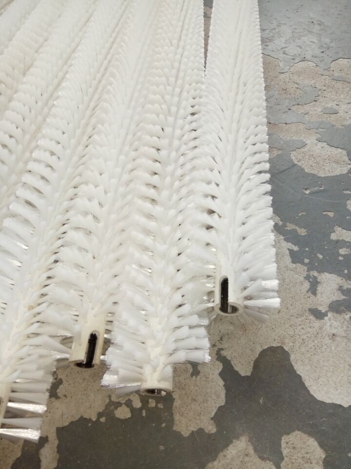 太陽能板清洗輥 山東太陽能電池板清掃輥 毛刷輥滾筒 藥廠開槽輥 太陽能板清掃輥