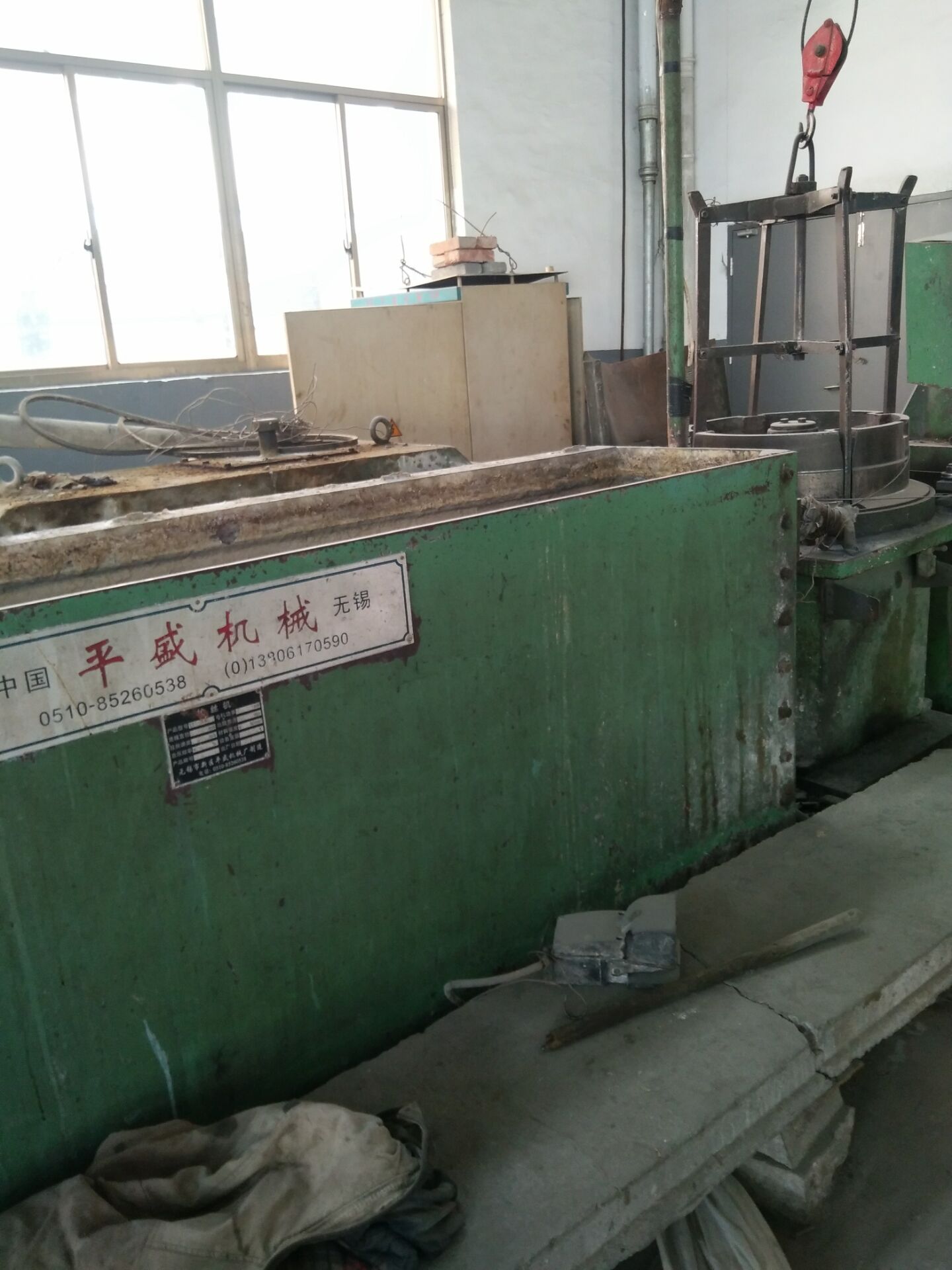 出售鏈罐拉絲機(jī)直進(jìn)式拉絲機(jī)水箱拉絲機(jī)