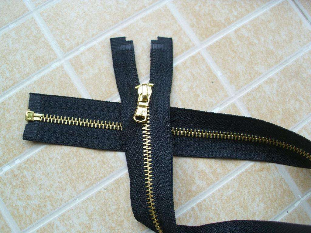 金屬拉鏈廠家 廠家直銷金屬拉鏈  金屬拉鏈批發(fā)商 金屬拉鏈