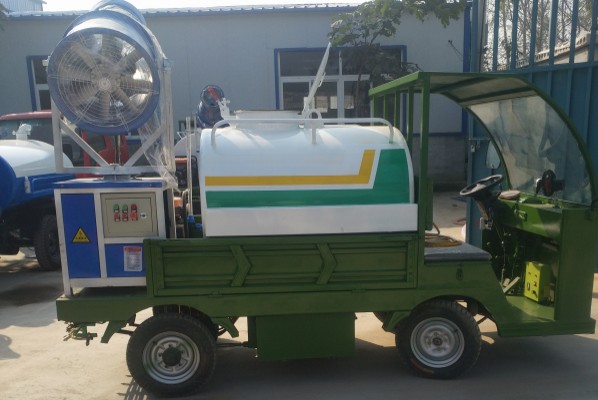 *電動環(huán)衛(wèi)車生產(chǎn)廠家：電動灑水車價(jià)格、電動噴灑車價(jià)格、電動垃圾車價(jià)格、電動消防車價(jià)格