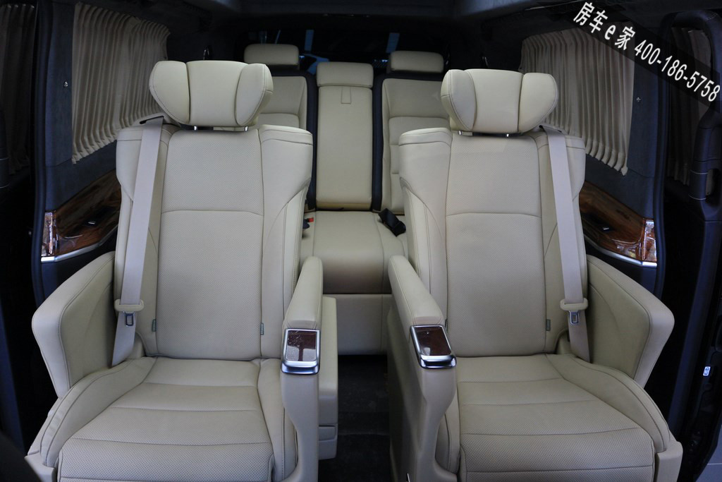 供應(yīng)，17款豪華奔馳威霆七座商務(wù)車售價(jià)，采用豐田埃爾法座椅