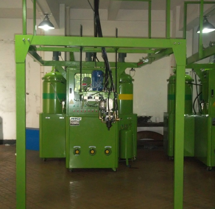 東莞PU發(fā)泡機(jī)廠家