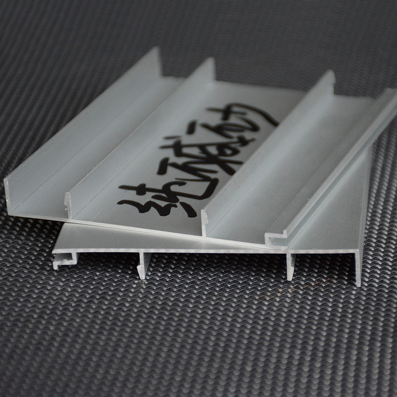 現(xiàn)代客廳裝飾拉絲鋁合金地腳線金屬踢腳線廠家