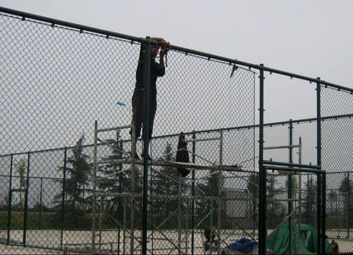 巨人球場護欄網(wǎng) 球場圍網(wǎng) 體育場圍網(wǎng) 運動場圍欄施工可定做