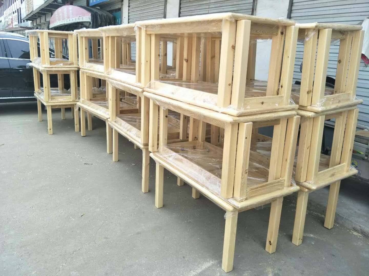 幼兒園實(shí)木桌椅 兒童實(shí)木課桌