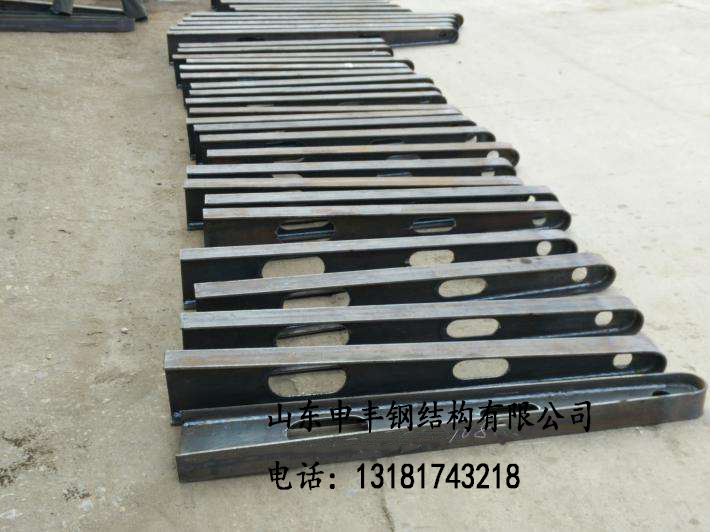 供應(yīng)濰坊鋼梁，雨棚梁