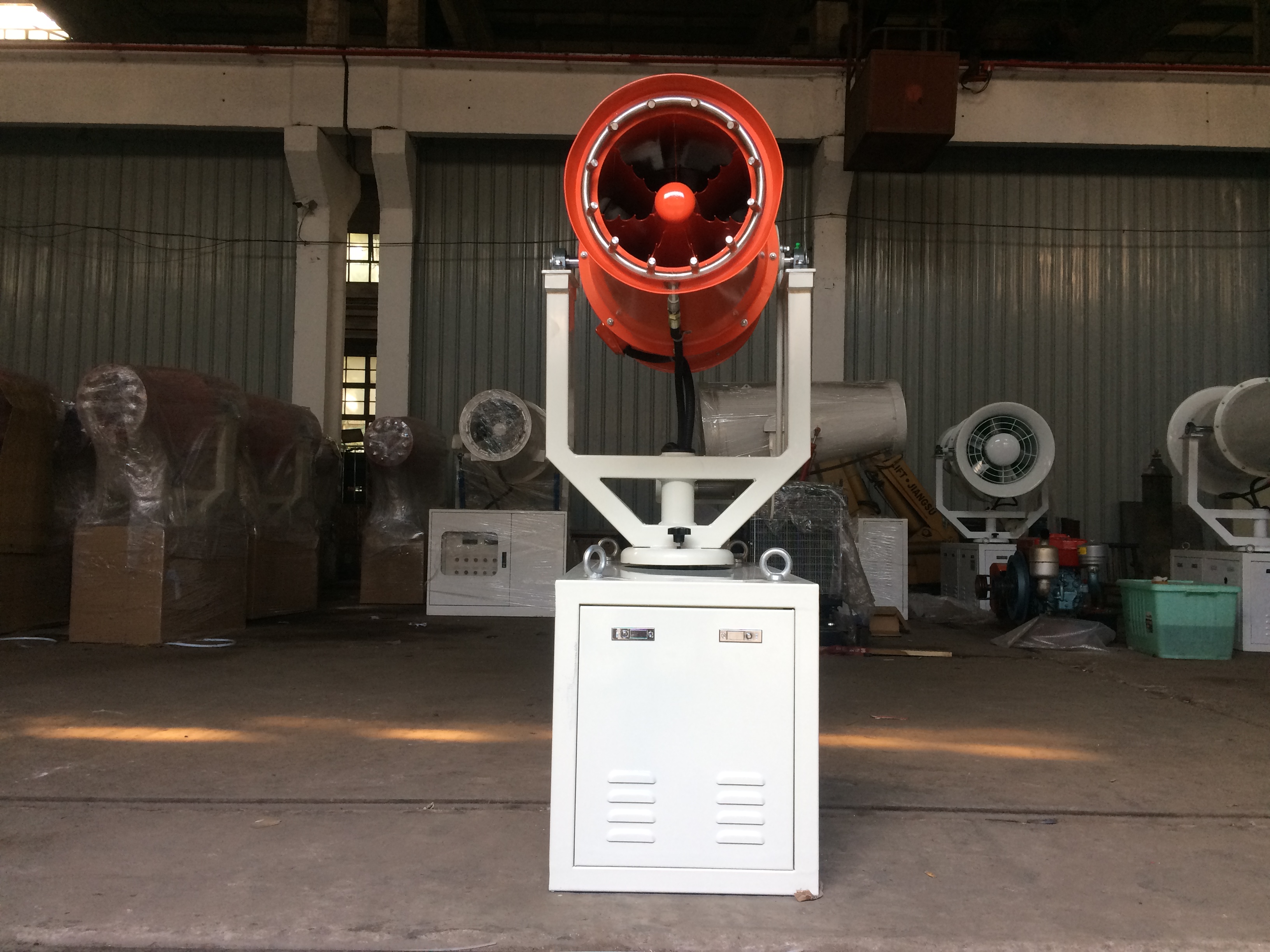 風(fēng)送式遠程噴霧機30米