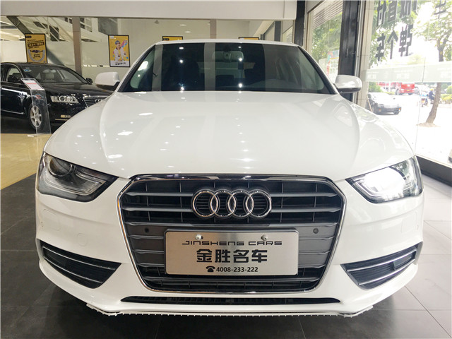 【金勝名車】一汽奧迪 A4L 2.0T 35 TFSI典藏版 自動(dòng)標(biāo)準(zhǔn)型 首付8.9萬(wàn)