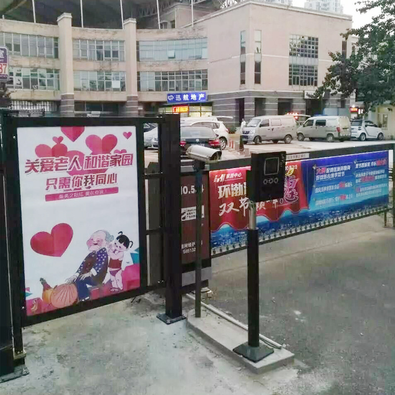 順翔廣告道閘供應(yīng)商 順翔廣告道閘廠家 順翔廣告道閘報(bào)價(jià) 人行通道智能道閘 廣告門智能傳媒