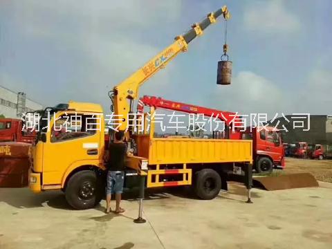 隨車吊廠家直銷東風多利卡藍牌隨車吊