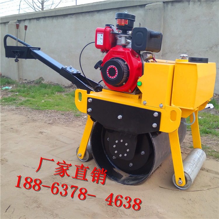 單輪壓路機(jī)圖片 手扶壓路機(jī) 單輪壓路機(jī)圖片 哪有賣手扶壓路機(jī) 小碾子生產(chǎn)基地