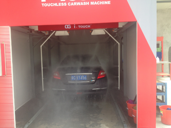 無刷洗車機(jī) 半自動電腦洗車機(jī) 無刷洗車機(jī)生產(chǎn)商 半自動智能無刷洗車機(jī)