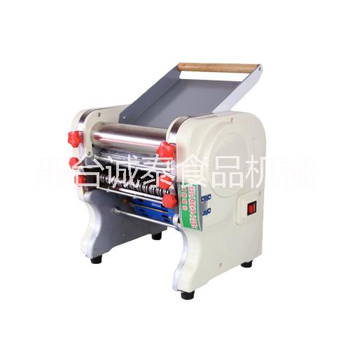 廠家直銷 家用小型壓面機(jī) 面條機(jī) 開開心心吃自己做的面條