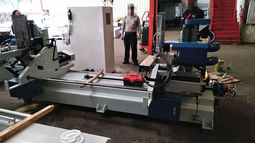 MXS200數(shù)控雙端榫頭機(jī)   MXS2000數(shù)控雙端榫頭機(jī)