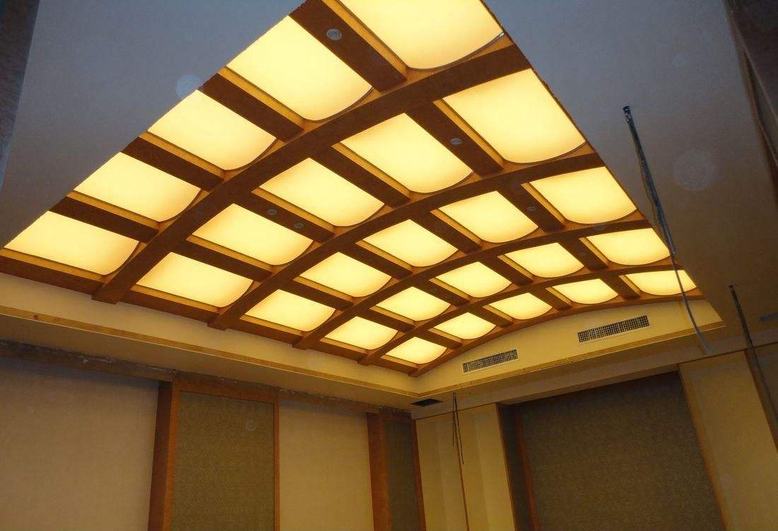 益彩裝飾廠家直銷(xiāo)無(wú)邊框燈箱 超薄燈箱 透光膜