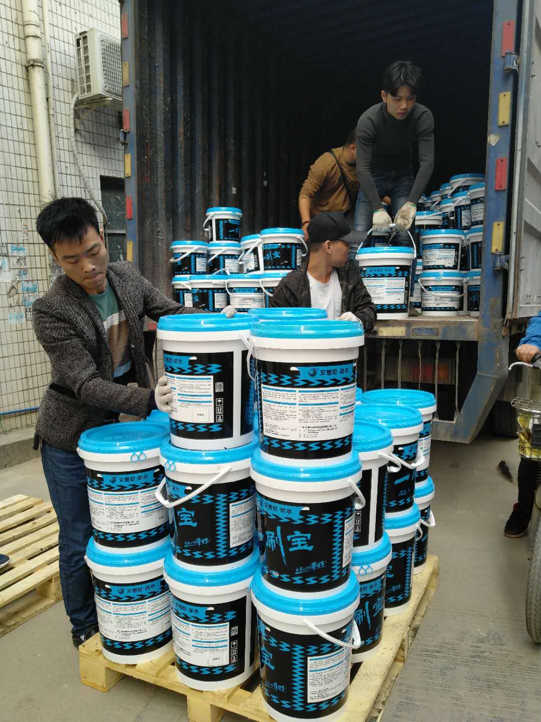 隆重推出DPS防水劑水池用防水涂料施工用量及圖片廠家聯(lián)系人彭小姐13533256155