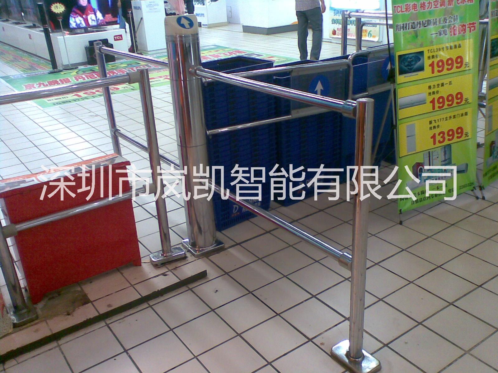 供應圓柱擺閘，系統(tǒng)擺閘，通道擺閘，浙江擺閘，山東擺閘，安徽擺閘