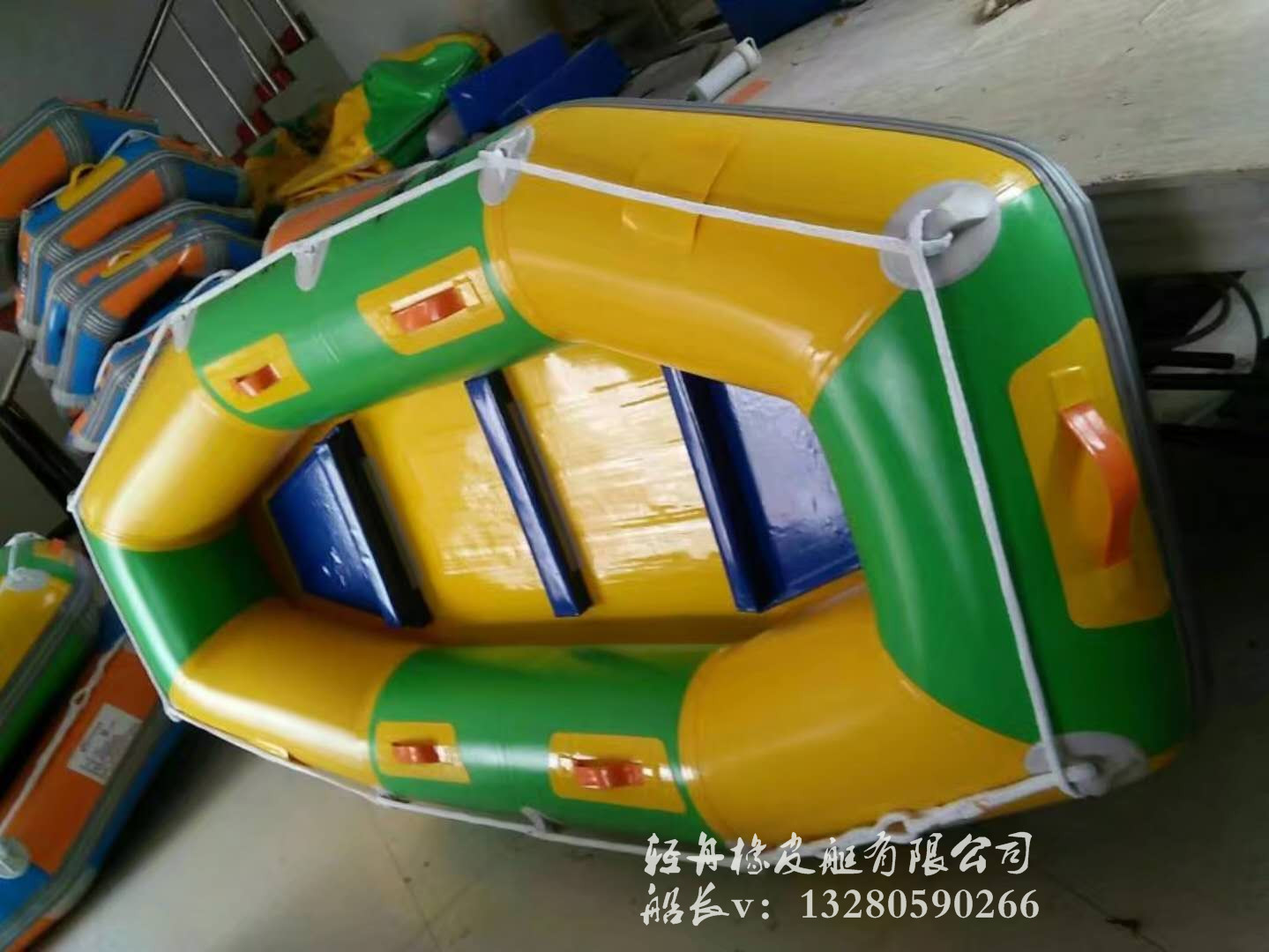 景區(qū)不翻漂流船 山東漂流艇定制-輕舟漂流艇廠家