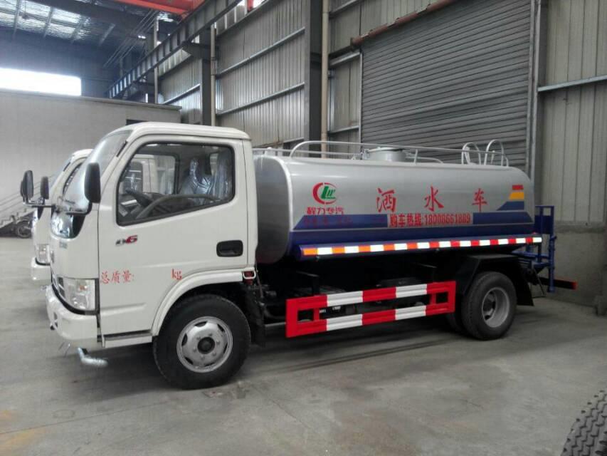 東風(fēng)灑水車廠家/灑水車年底大酬賓來電有驚喜 東風(fēng) 灑水車