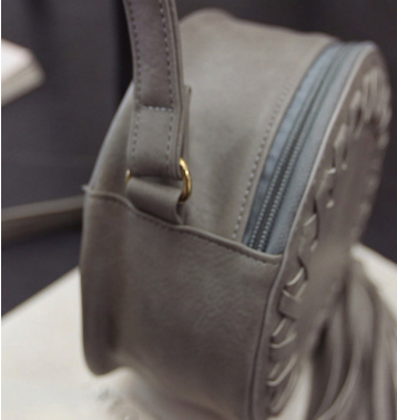 河北圓形流蘇小包供應商、價格 圓形流蘇小包哪家好 圓形流蘇小包價格 圓形流蘇小包廠家  直銷圓形流蘇小包肩包 圓形流蘇