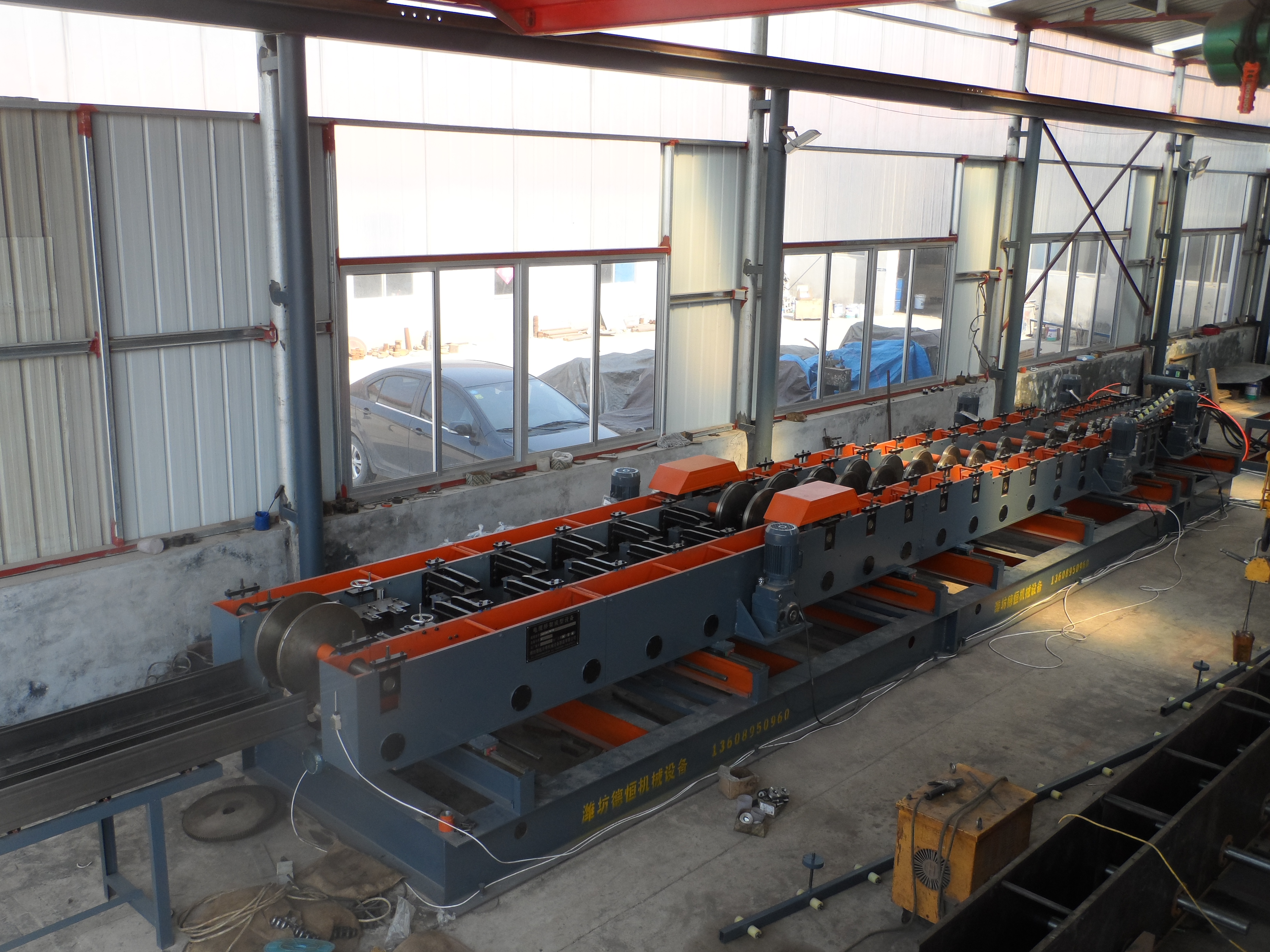 供應(yīng)山東德恒DH600托盤式電纜橋架設(shè)備橋架成型機