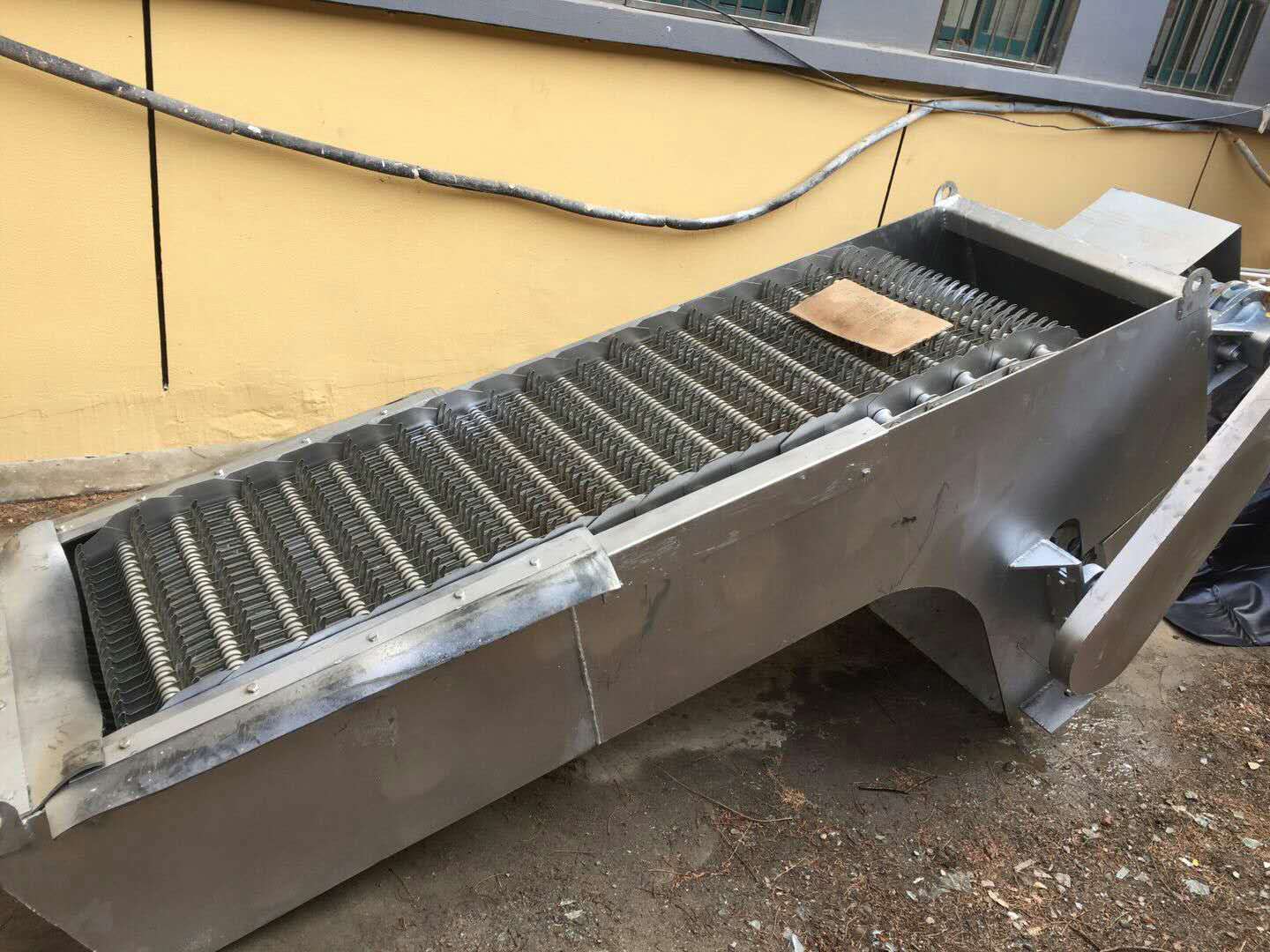 不銹鋼格柵機(jī)、不銹鋼格柵機(jī)廠家直銷、不銹鋼格柵機(jī)供應(yīng)、不銹鋼格柵機(jī)采購價(jià)格