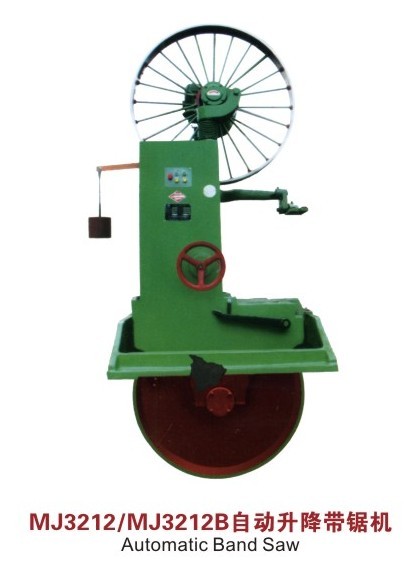 金華中宏木工機(jī)械跑車帶鋸數(shù)控跑車價格