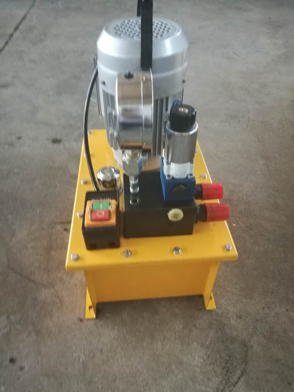 供應(yīng)電動(dòng)液壓油泵廠家,電動(dòng)油泵廠家直銷(xiāo),電動(dòng)油泵報(bào)價(jià),電動(dòng)油泵直銷(xiāo) 電動(dòng)液壓油泵廠家