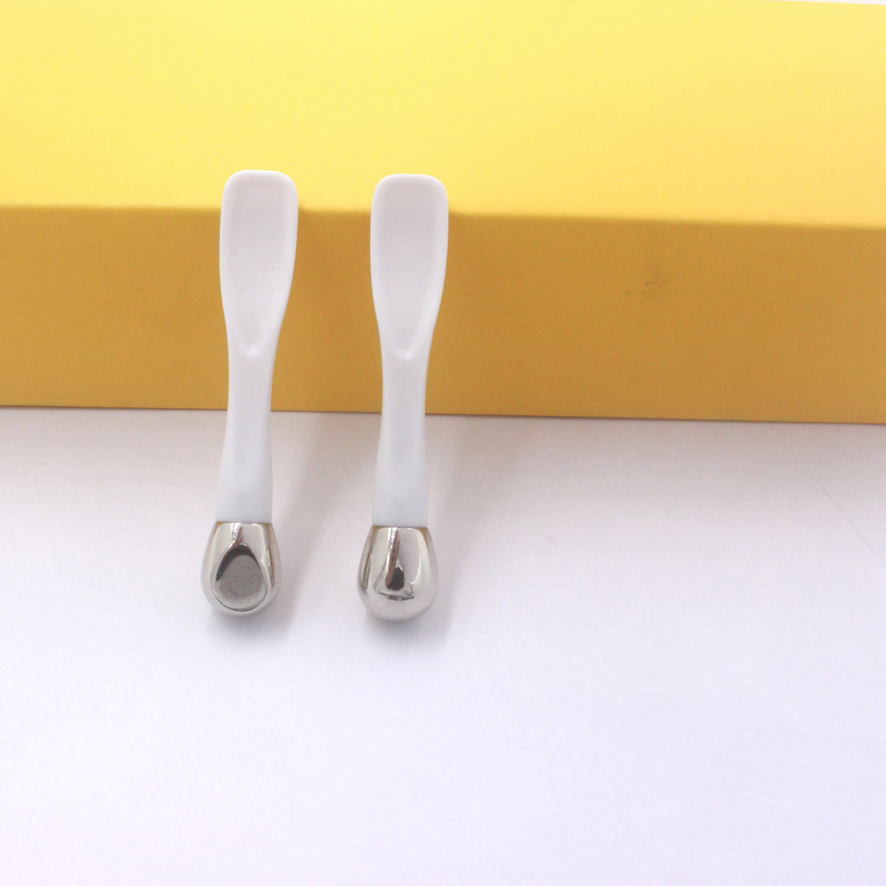 金屬眼霜棒 鋅合金兩用眼霜導(dǎo)入按摩棒  眼部按摩儀