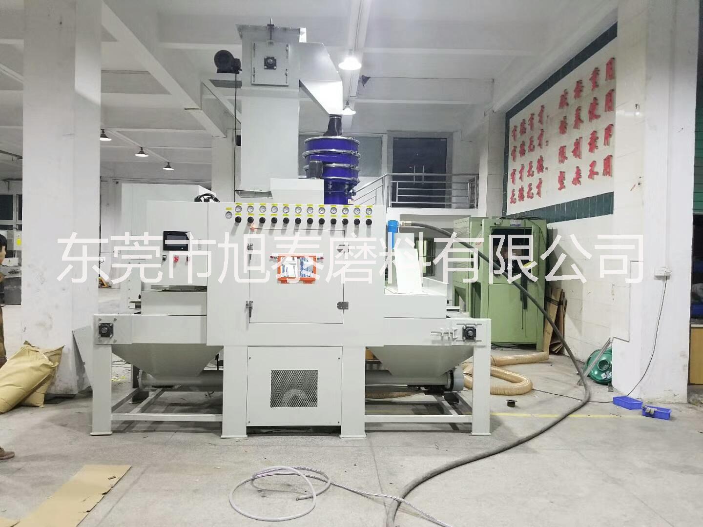 全自動環(huán)保噴砂機帶6濾芯高除塵輸送式噴砂機，廠家直銷