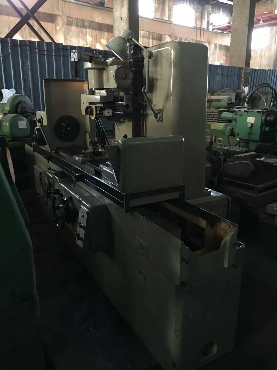 轉(zhuǎn)讓花鍵軸磨床M8612A上海機(jī)床廠98年