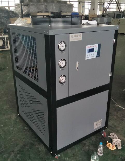 電鍍槽降溫冷卻制冷控溫機(jī)