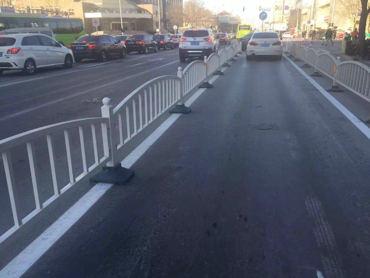 拱形護(hù)欄拱形護(hù)欄圓護(hù)欄市