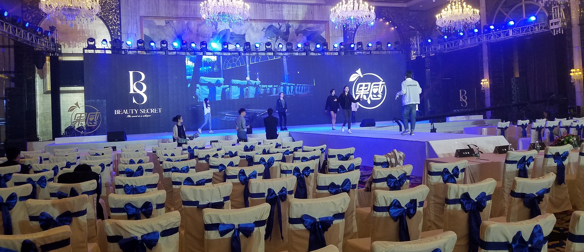 上海專業(yè)舞臺搭建公司*名 專業(yè)舞臺搭建