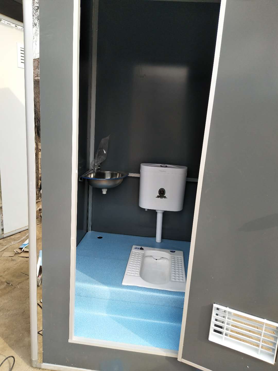 供應(yīng)樓層廁所出租