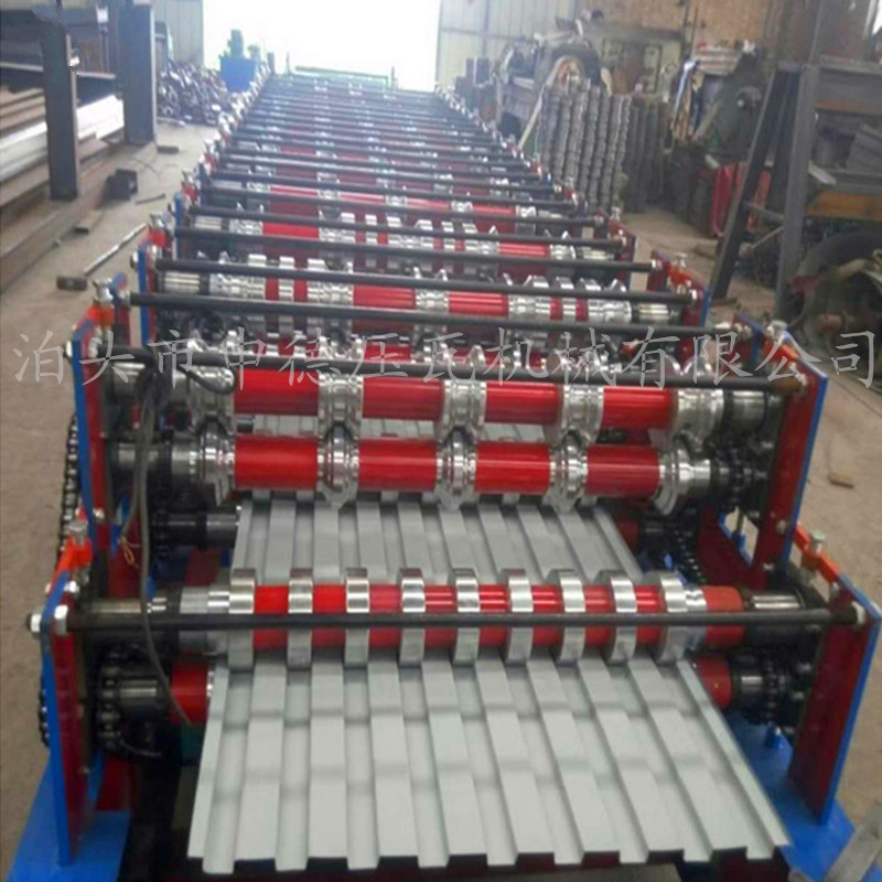 申德專業(yè)制作卷簾門設備800卷簾門成型機彩鋼800型卷簾門壓瓦機