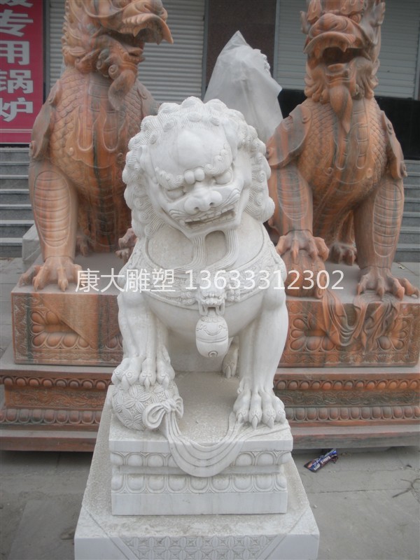 石雕獅子雕塑現(xiàn)貨河北廠家定制