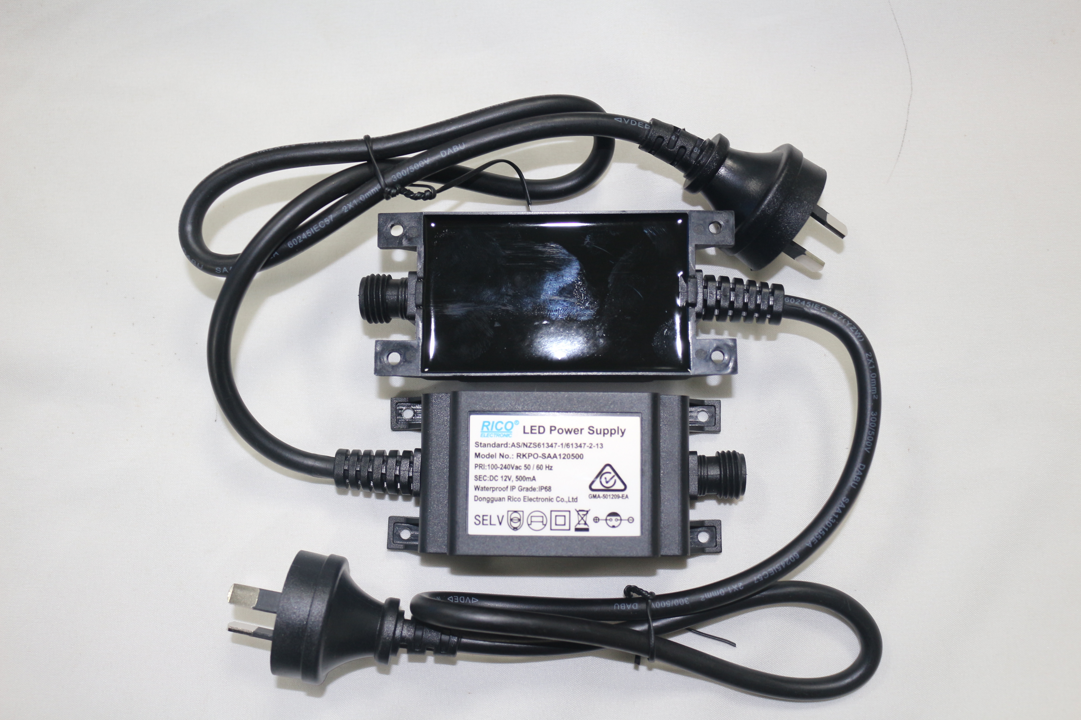 12V0.5A歐規(guī)IP68電源