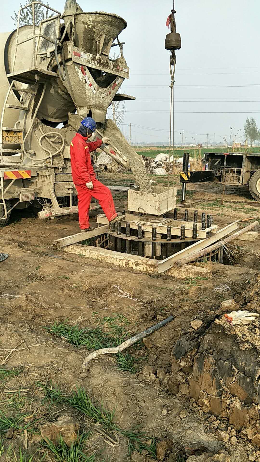 供應(yīng)任丘打水井 京津冀打井打樁大口徑橋樁洗井修井