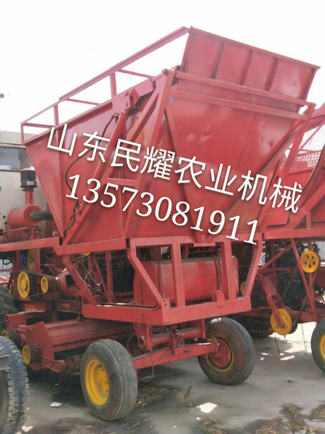 專業(yè)改裝多功能玉米秸稈青儲機(jī) 玉米秸稈回收機(jī) 牧草收割機(jī) 粉碎收集機(jī)