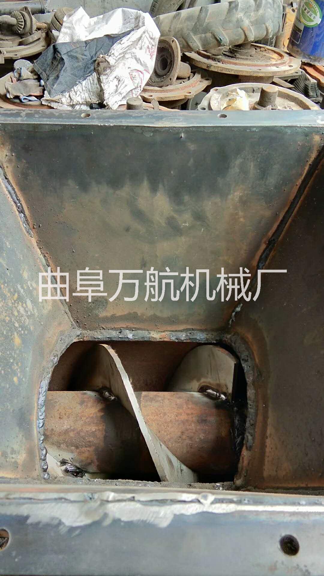 山東廠家銷售固液分離機(jī) 小型干濕分離機(jī)  豬糞*干濕分離機(jī) 廠家定做銷售干濕分離機(jī) 糞便處理機(jī)