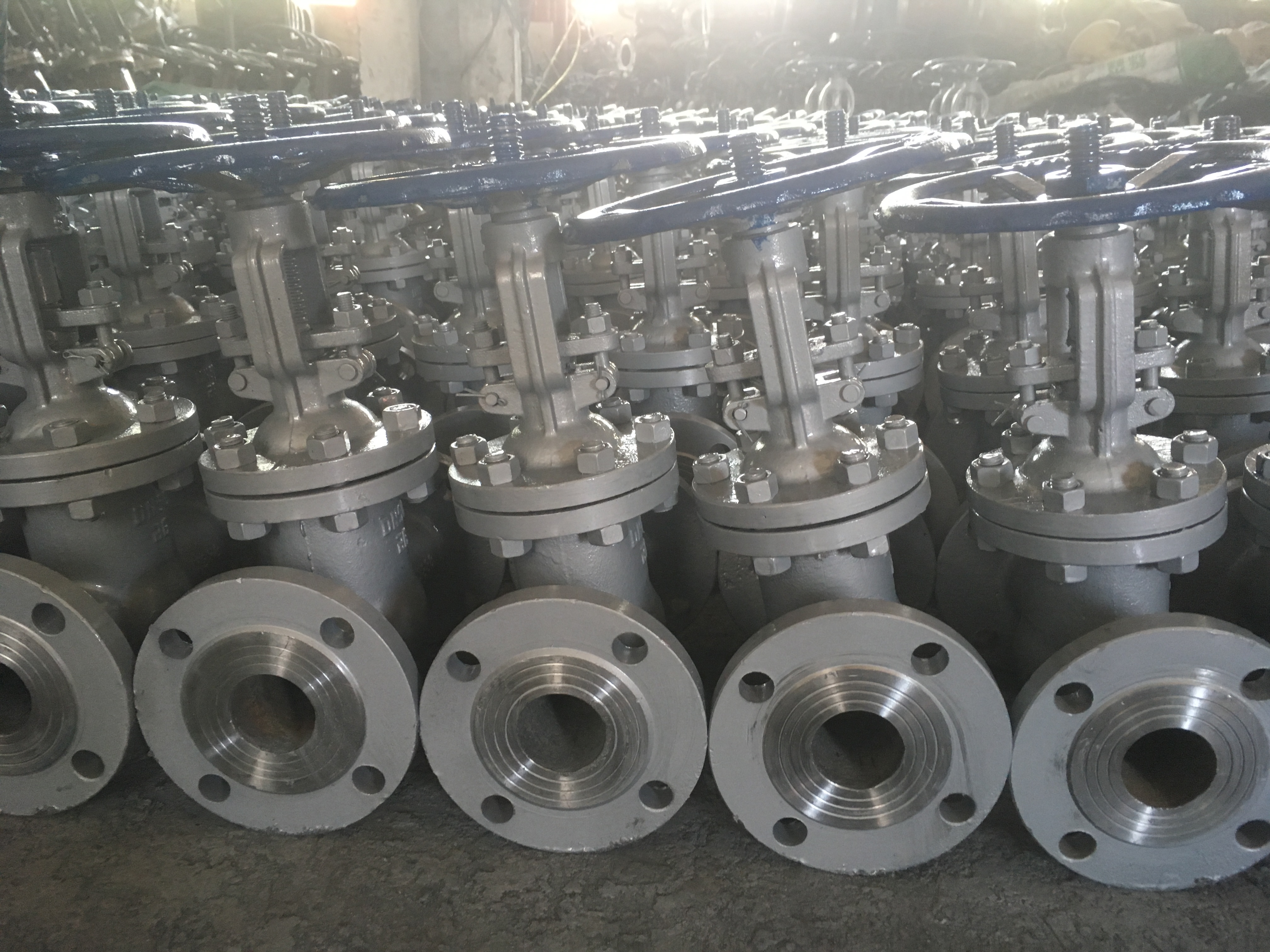 供應(yīng)  法蘭連接鑄鋼閘閥 DN20