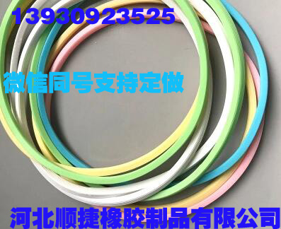 手機(jī)充電數(shù)據(jù)線膠條