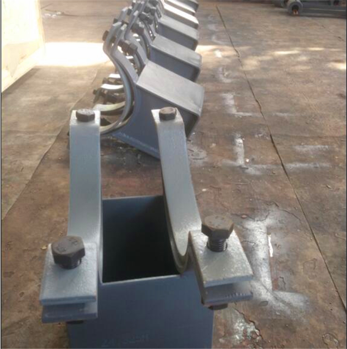 不銹鋼管夾滑動(dòng)支座Z5.298H 不銹鋼管夾滑動(dòng)支座Z3.298H