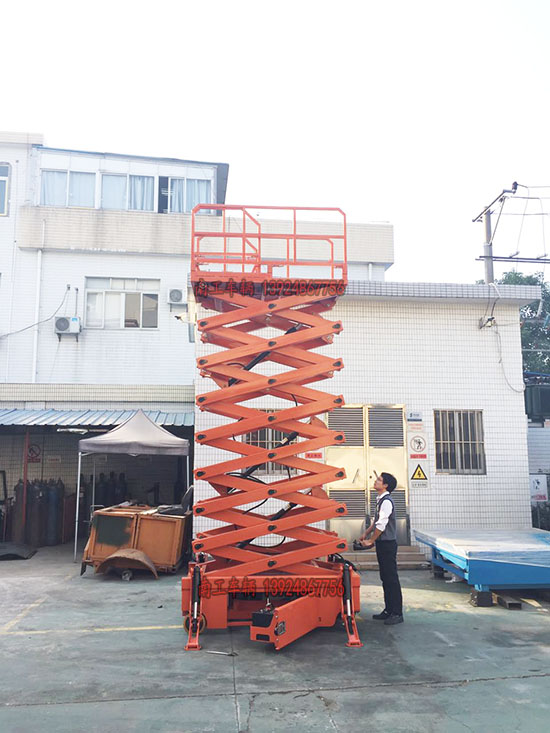 移動(dòng)廣告拖車(chē) LED廣告宣傳拖車(chē)