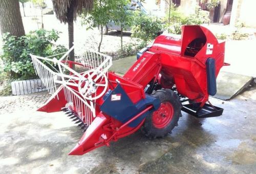 小型稻麥?zhǔn)斋@機(jī)