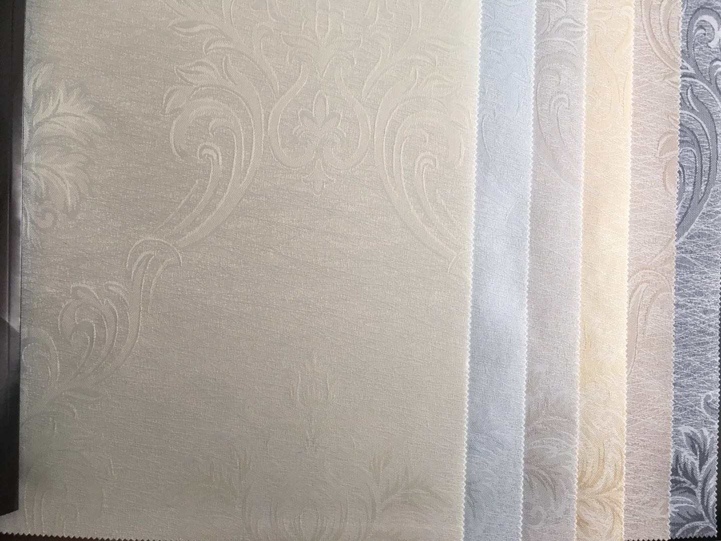 提花仿蠶絲無縫墻布