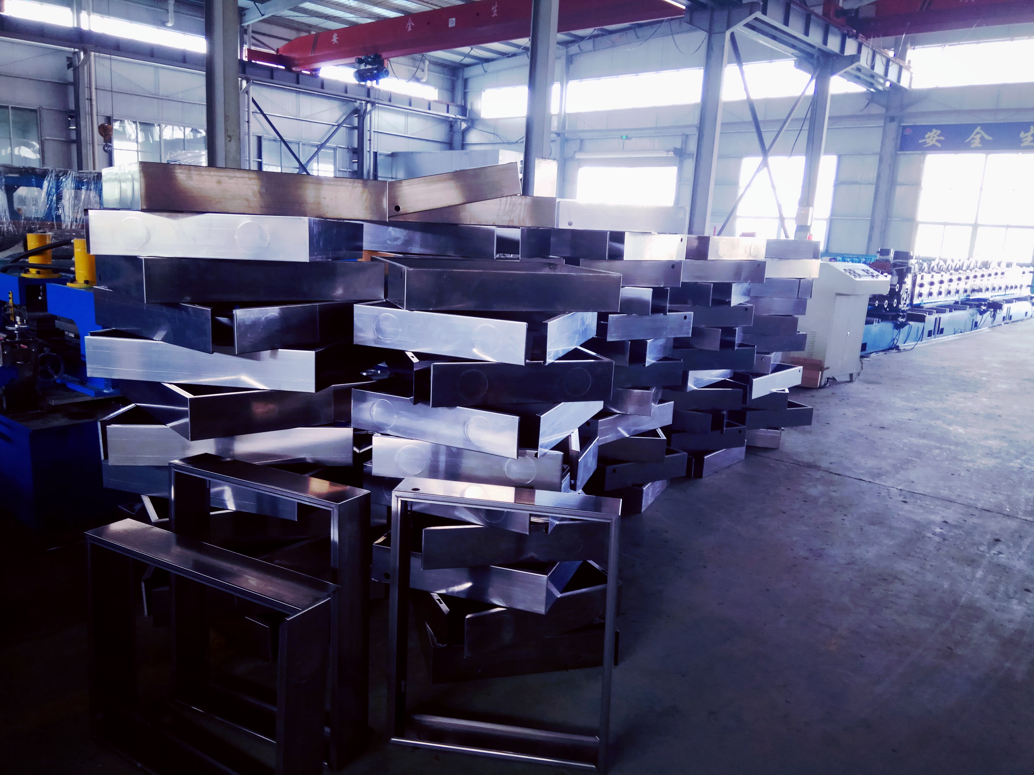 消防栓箱框體一次成型設(shè)備（奧騰）