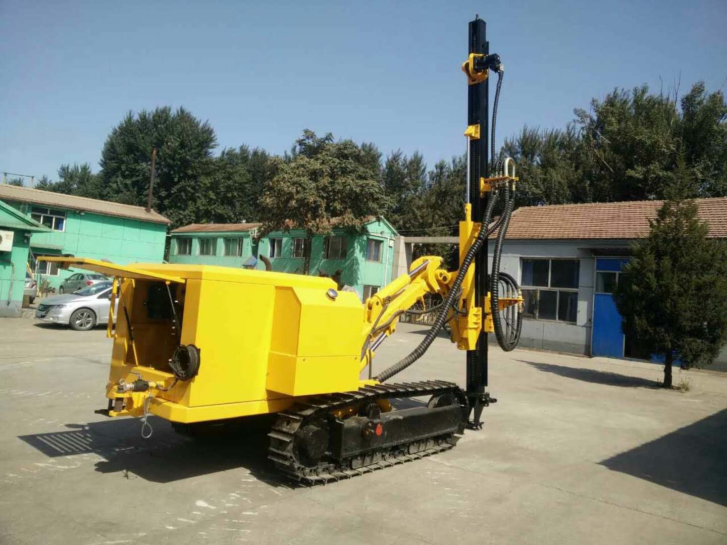 供應(yīng) 370潛孔鉆機(jī) 370履帶式全液壓潛孔鉆機(jī)