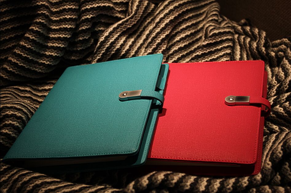 簡(jiǎn)約商務(wù)活頁記事本 專業(yè)定制本冊(cè) 個(gè)性商務(wù)皮面本 仿皮革面筆記本